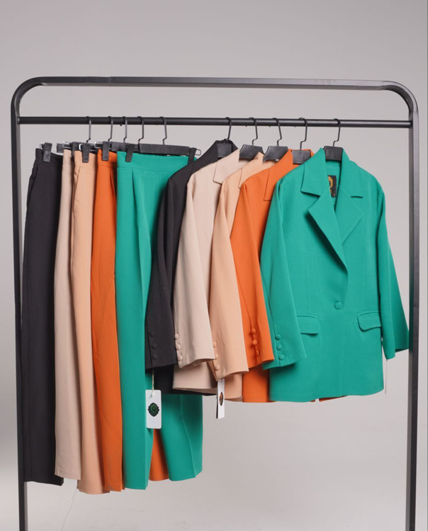 کت و شلوار سه تیکه