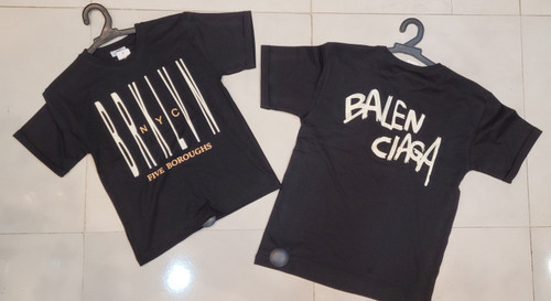 تیشرت تک طرح دار