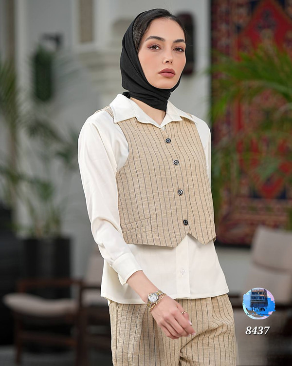 جلیقه شلوار سه تیکه ۱۶۲۶کد کالا ۸۴۳۷