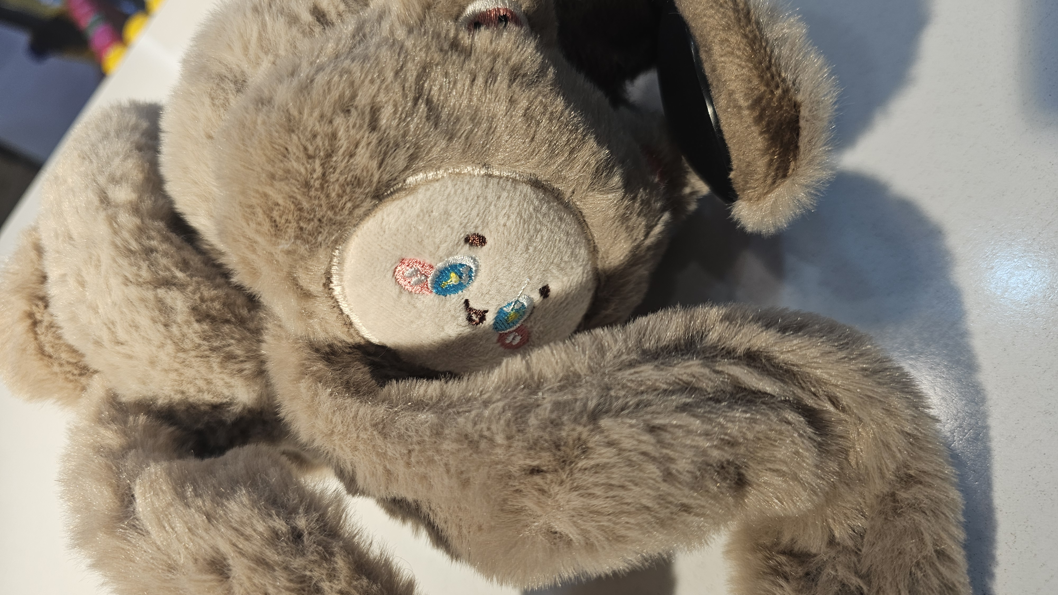 گوش بند لبوبو پمپی