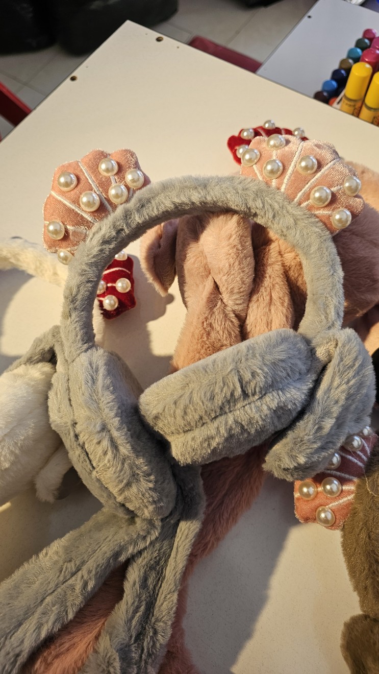 گوش بند پمپی