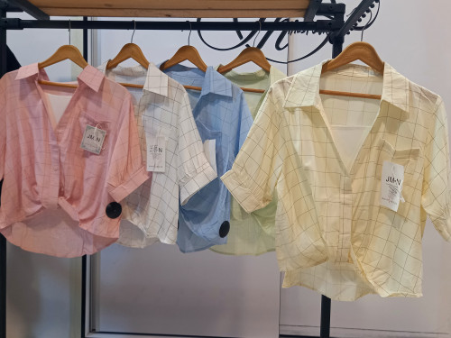 شومیز فری کد ۸۹۴۹